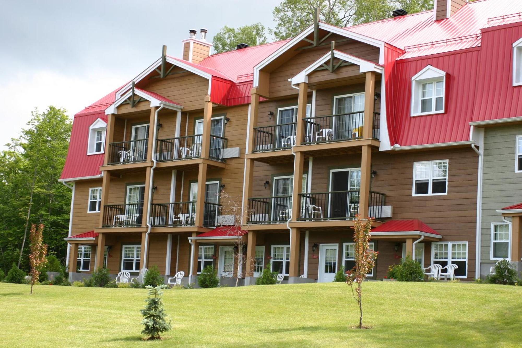 Auberge Du Lac Morency Saint Hippolyte Eksteriør bilde